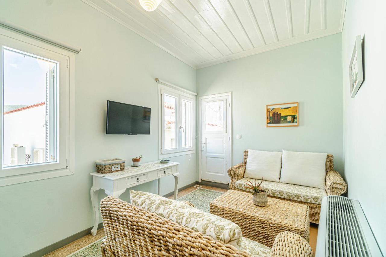 Castel Abaso Boutique Apartments By Explore Andros Andros Town Exterior foto