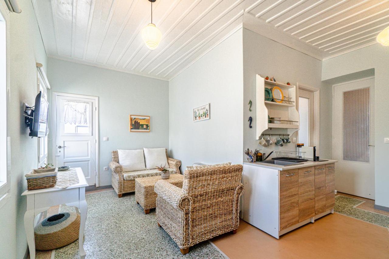 Castel Abaso Boutique Apartments By Explore Andros Andros Town Exterior foto