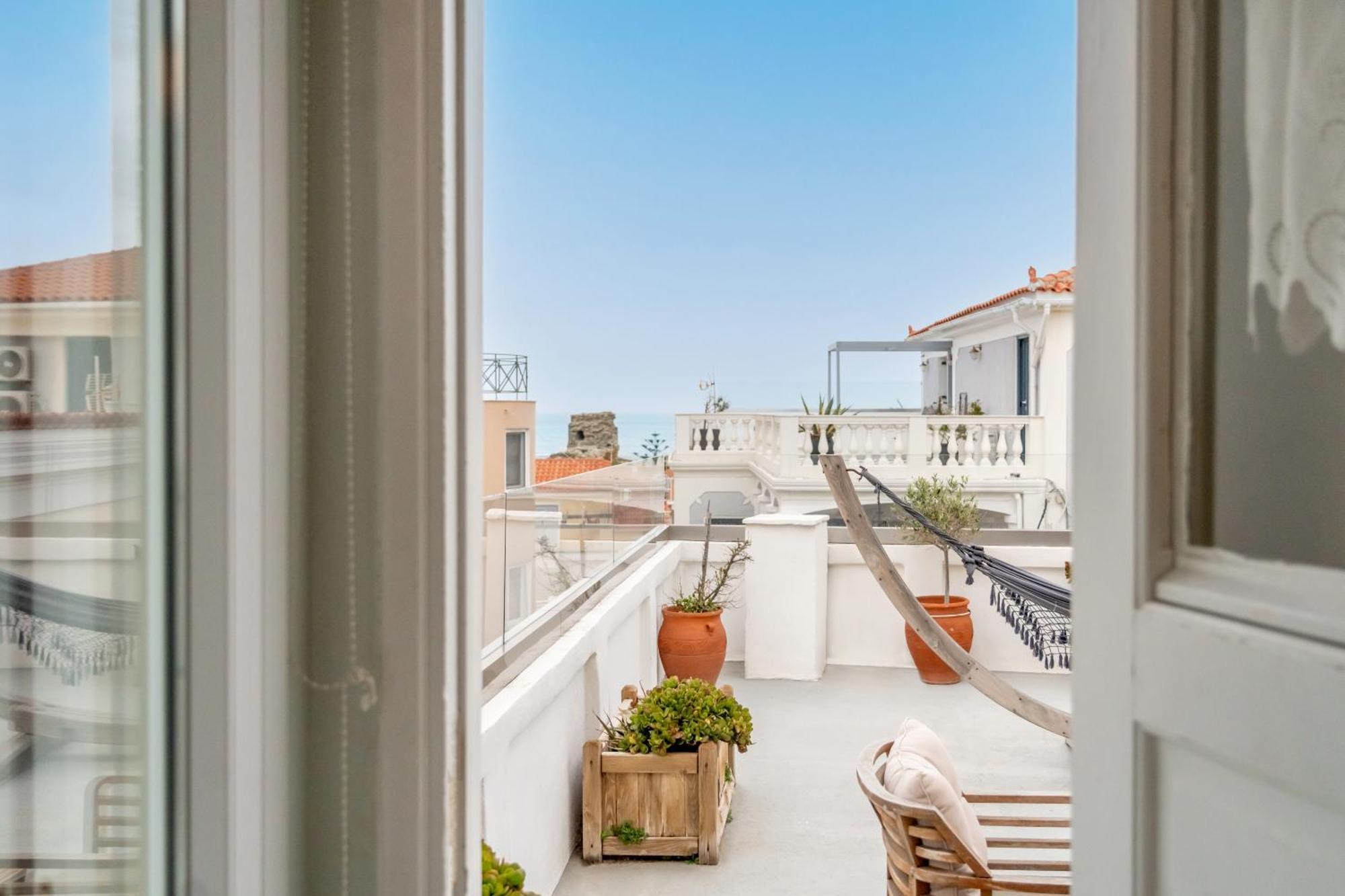 Castel Abaso Boutique Apartments By Explore Andros Andros Town Exterior foto