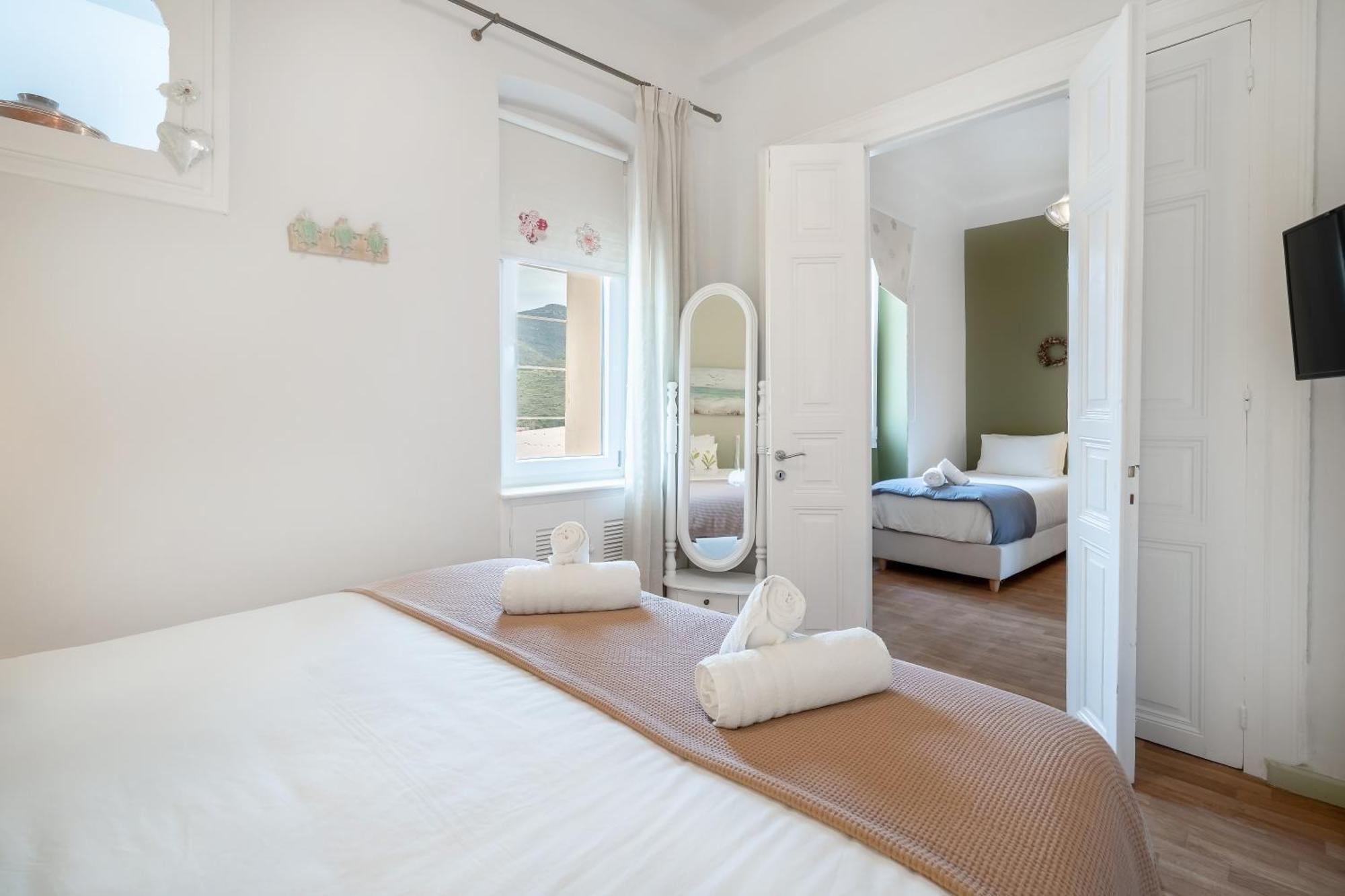 Castel Abaso Boutique Apartments By Explore Andros Andros Town Exterior foto